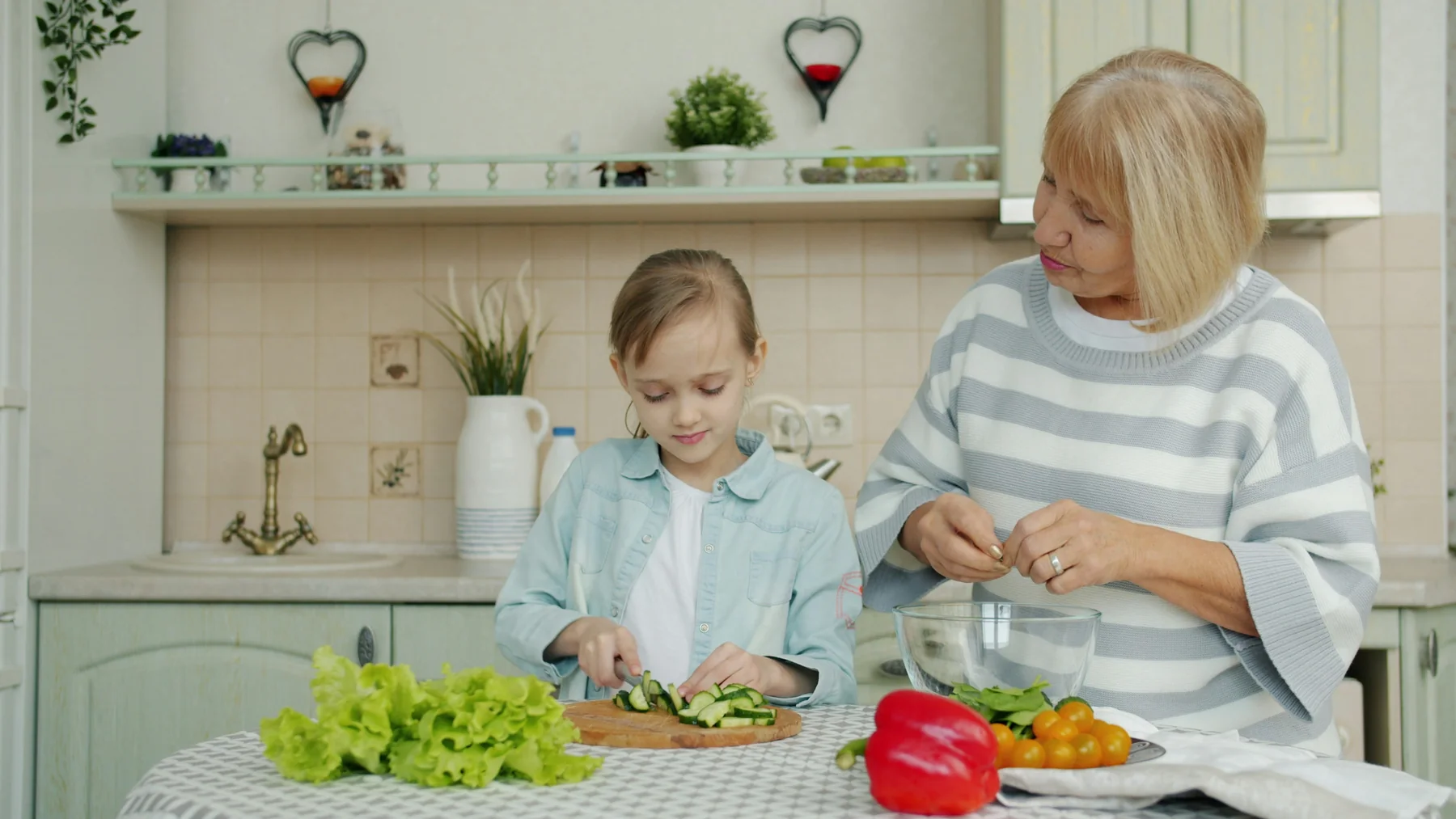 Балансирано домашно ястие със зеленчуци